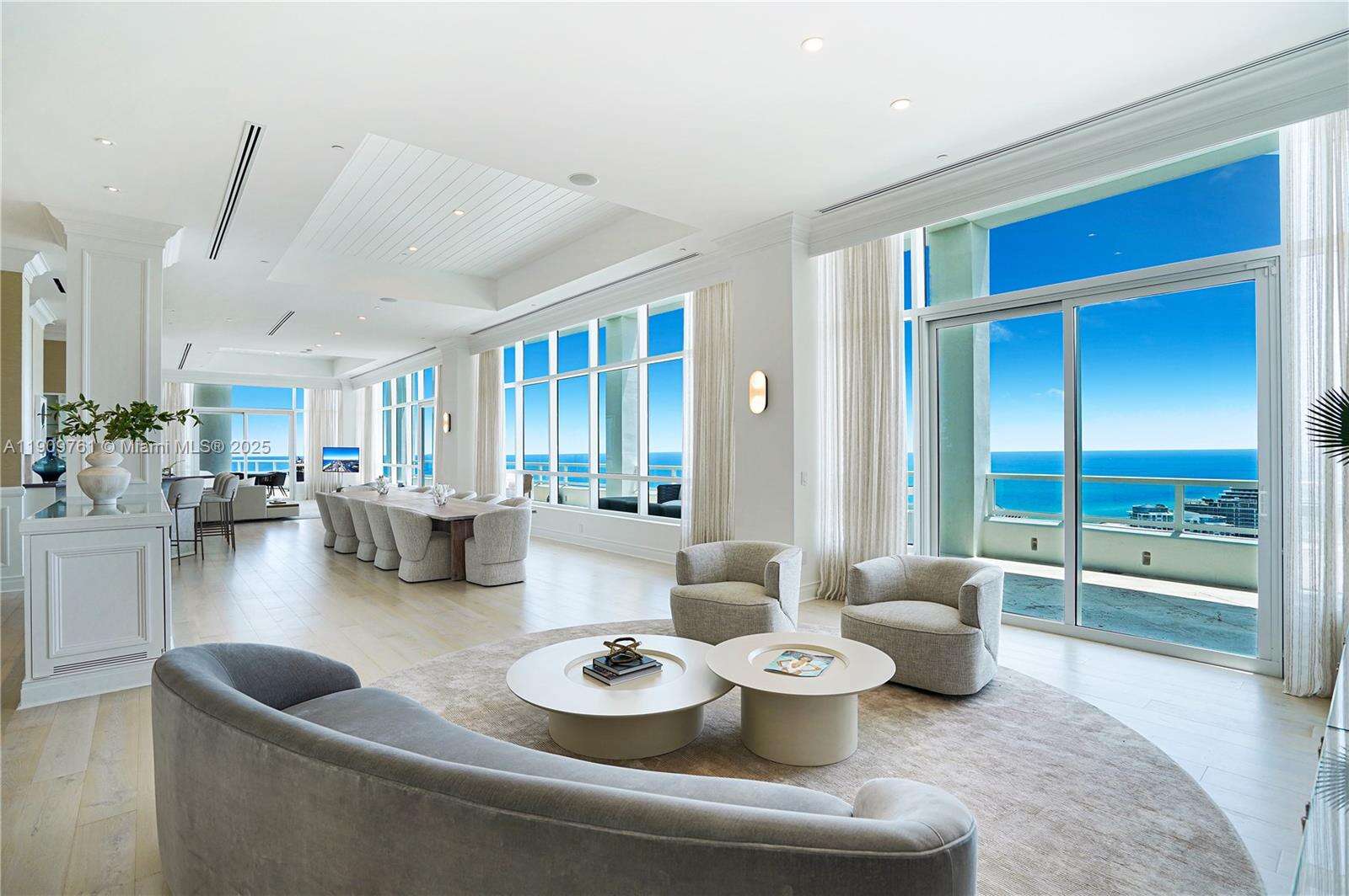 Fontainebleau 2 at 4401 Collins Ave, Miami Beach, FL 33140 - For Rent photo 11