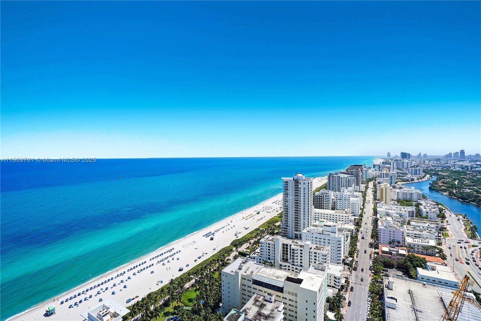 Fontainebleau 2 at 4401 Collins Ave, Miami Beach, FL 33140 - For Rent photo 3