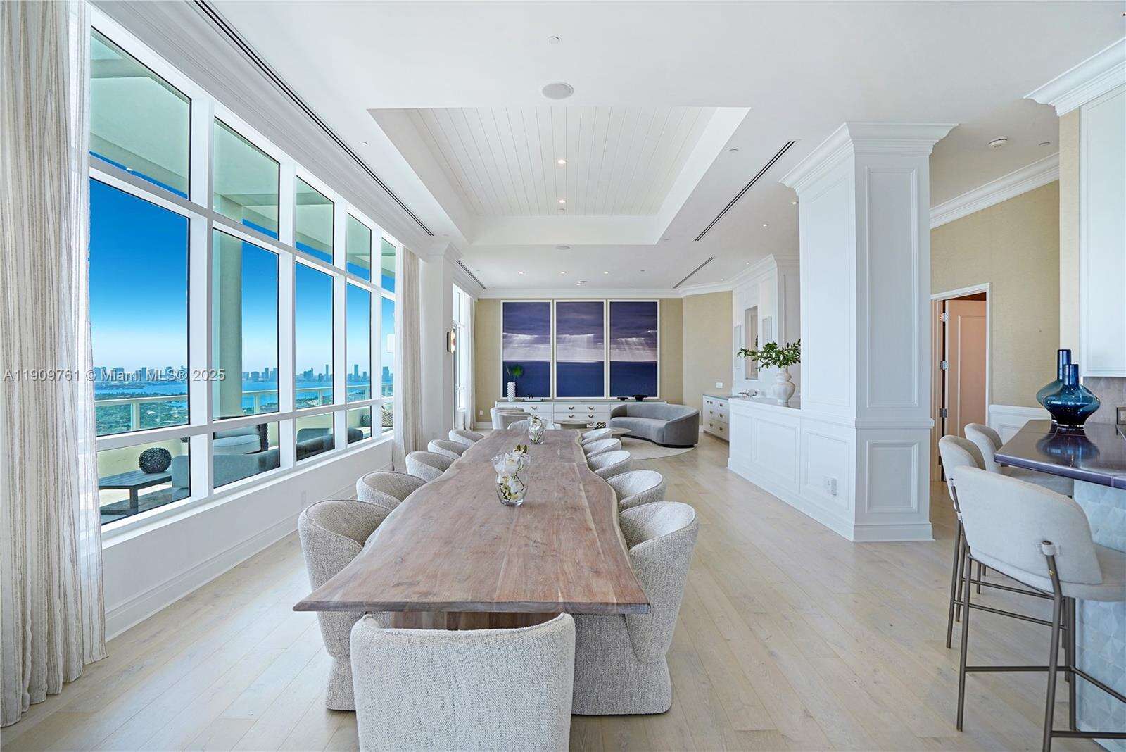 Fontainebleau 2 at 4401 Collins Ave, Miami Beach, FL 33140 - For Rent photo 24