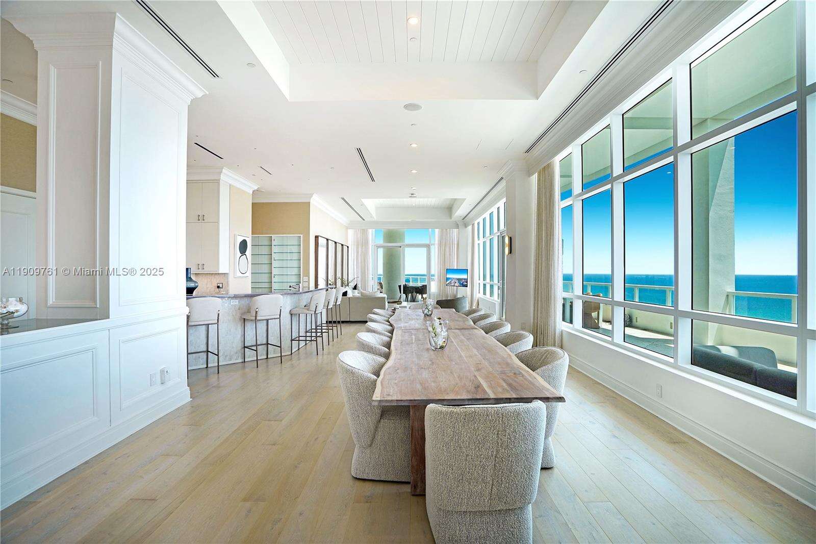 Fontainebleau 2 at 4401 Collins Ave, Miami Beach, FL 33140 - For Rent photo 27