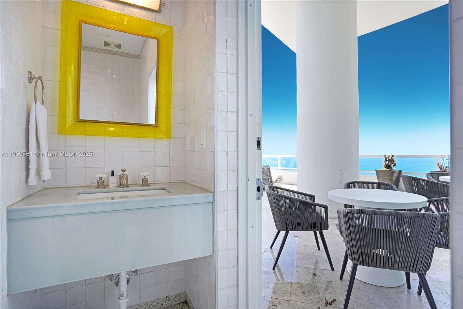 Fontainebleau 2 at 4401 Collins Ave, Miami Beach, FL 33140 - For Rent photo 45