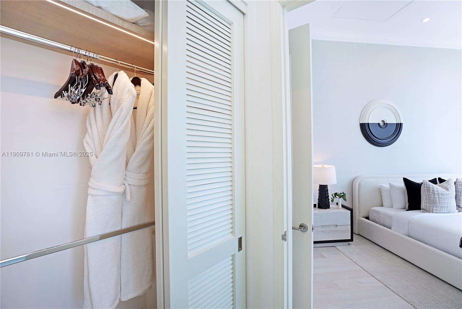 Fontainebleau 2 at 4401 Collins Ave, Miami Beach, FL 33140 - For Rent photo 66