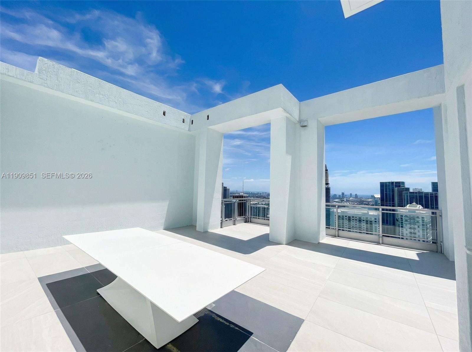Mint at 92 3 St, Miami, FL 33130 - For Rent photo 16