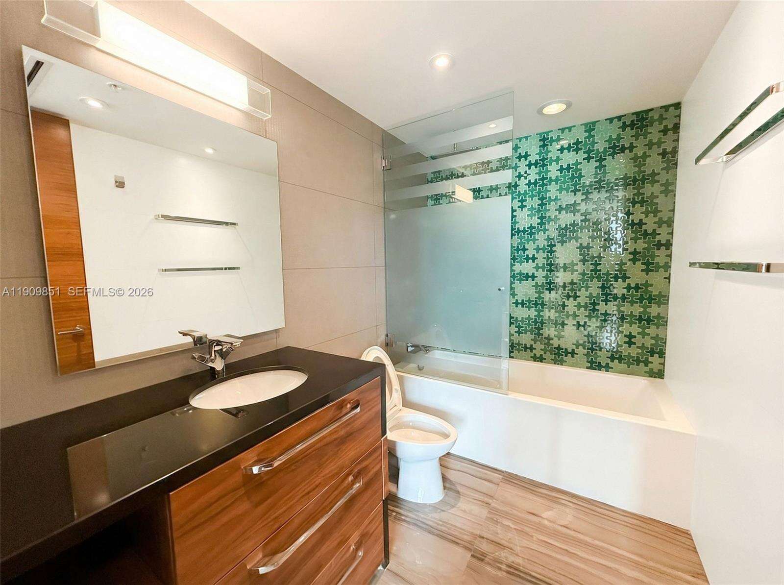 Mint at 92 3 St, Miami, FL 33130 - For Rent photo 24
