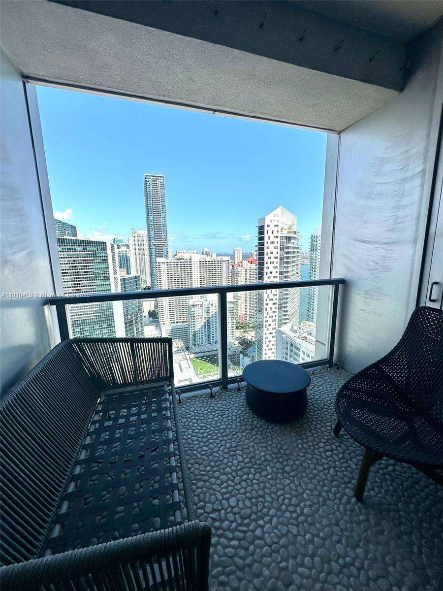 Four Seasons Residences at Miami, FL 33131 - For Rent photo 23