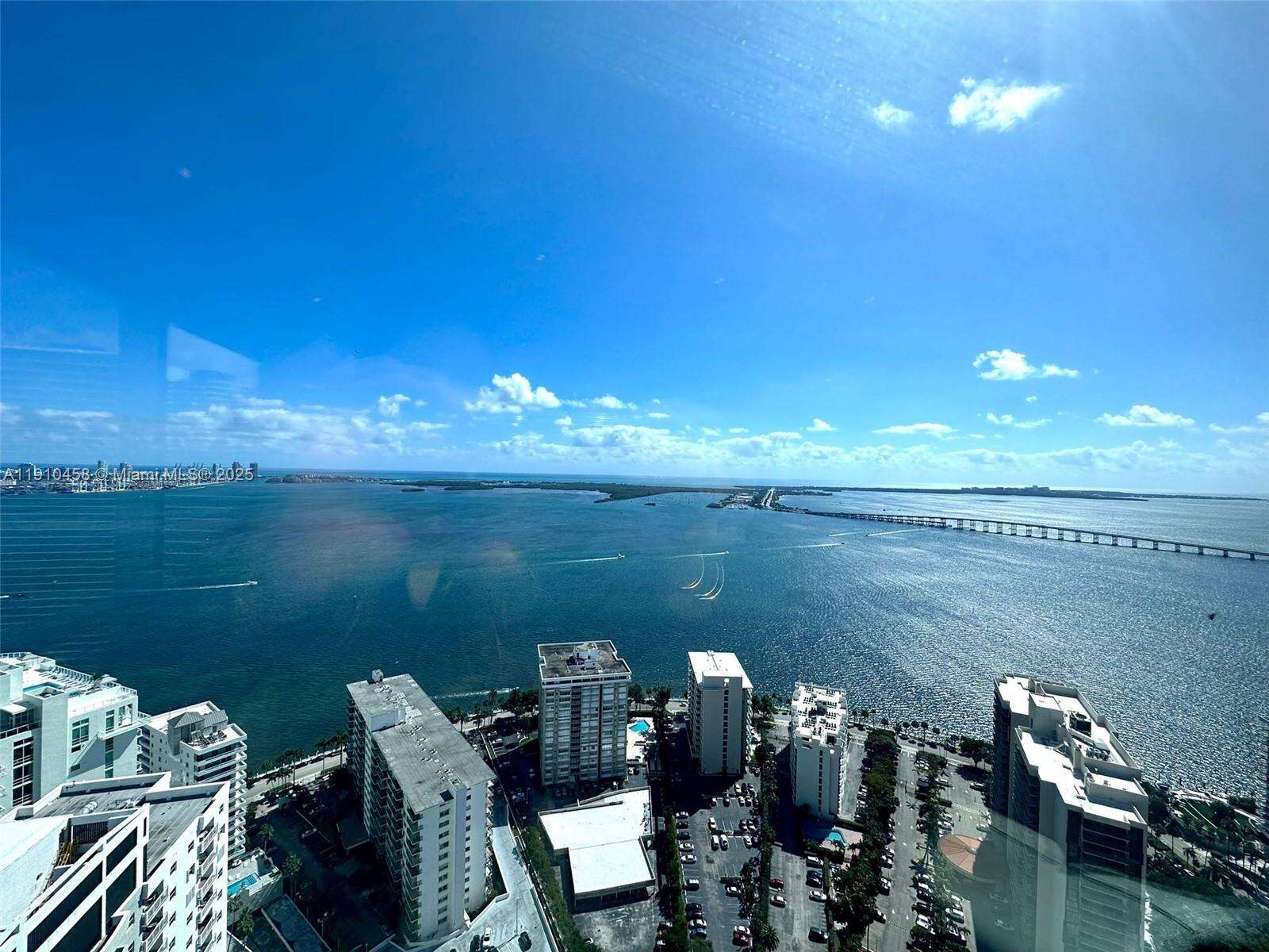 Four Seasons Residences at Miami, FL 33131 - For Rent photo 25