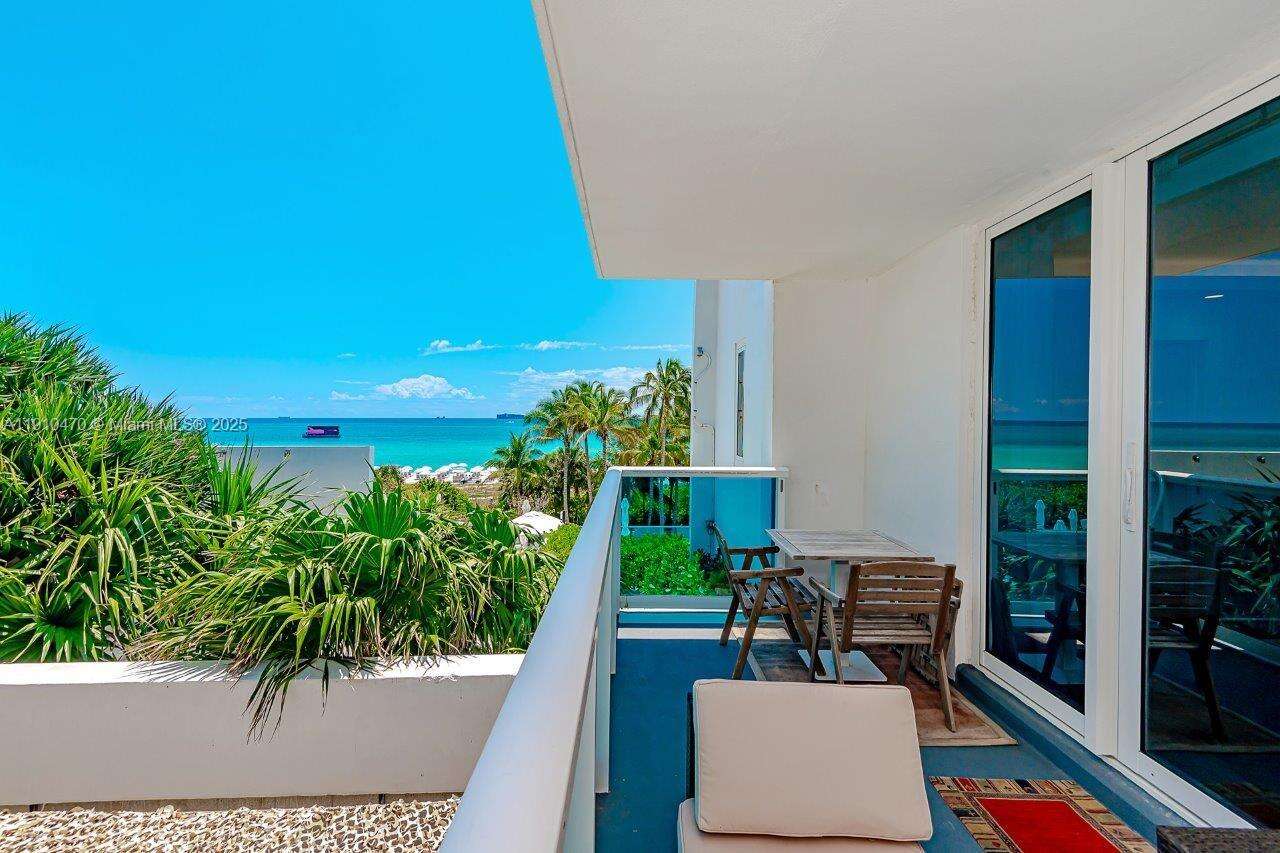 Roney Palace at 2301 Collins Ave, Miami Beach, FL 33139 - For Rent photo 6