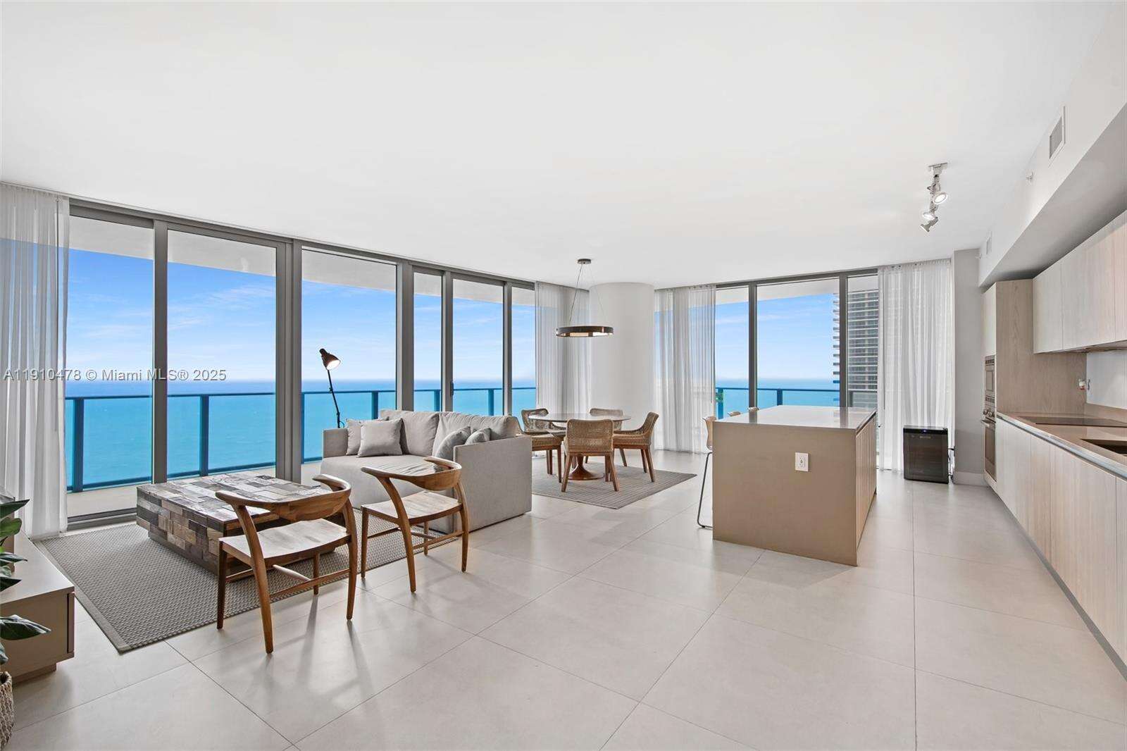 Hyde Resort at 4111 Ocean Dr, Hollywood, FL 33019 - For Rent photo 21