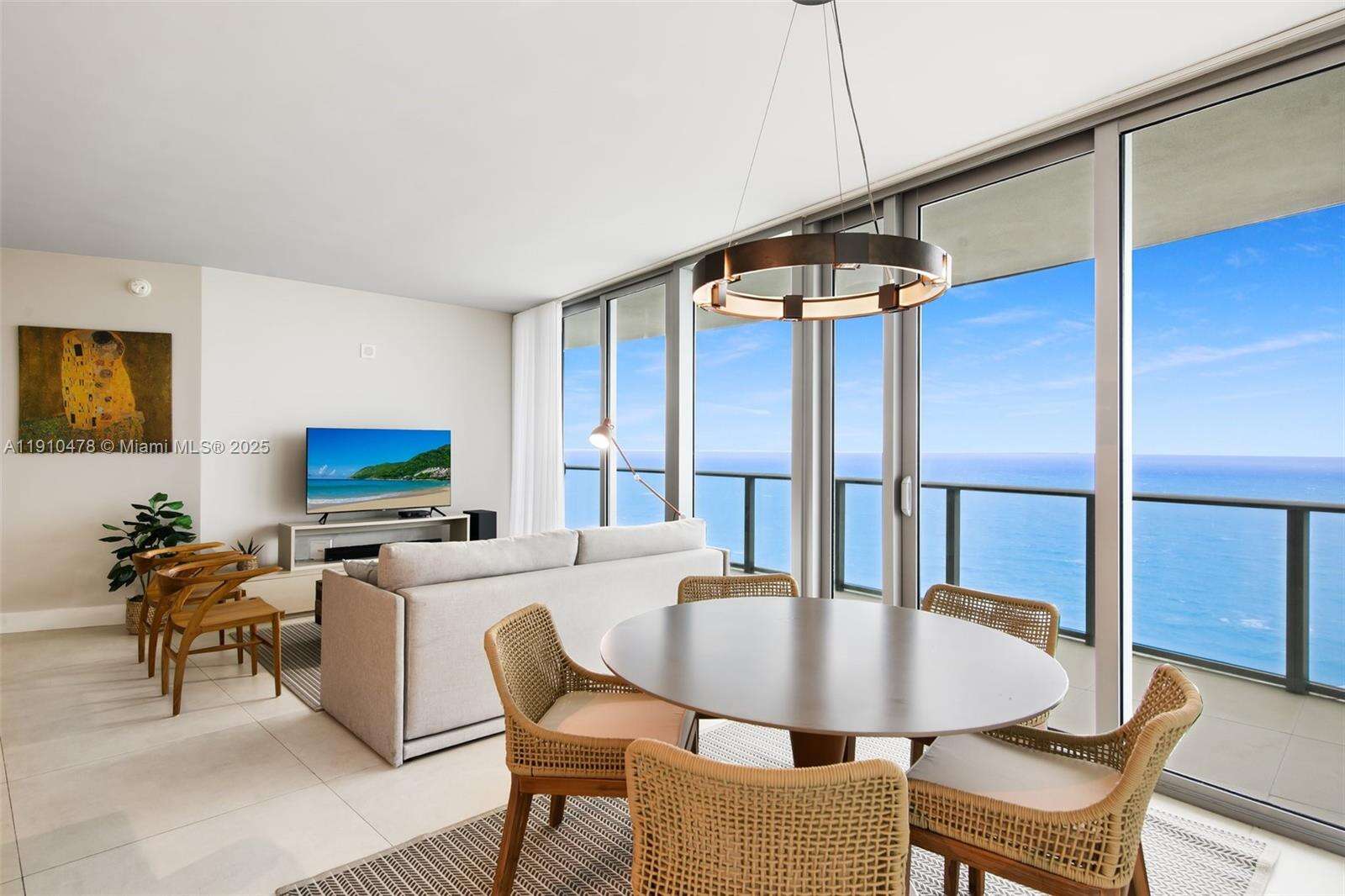 Hyde Resort at 4111 Ocean Dr, Hollywood, FL 33019 - For Rent photo 22