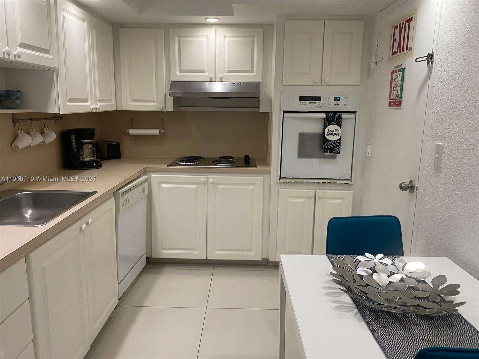 Sian Ocean Residences at 4001 Ocean Dr, Hollywood, FL 33019 - For Rent photo 12