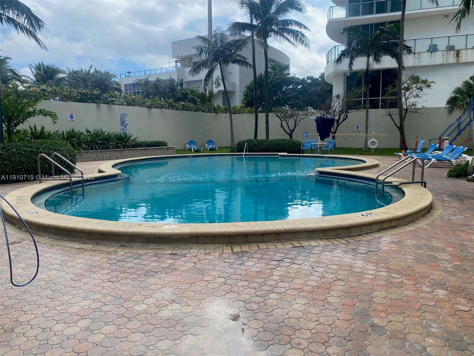 Sian Ocean Residences at 4001 Ocean Dr, Hollywood, FL 33019 - For Rent photo 3