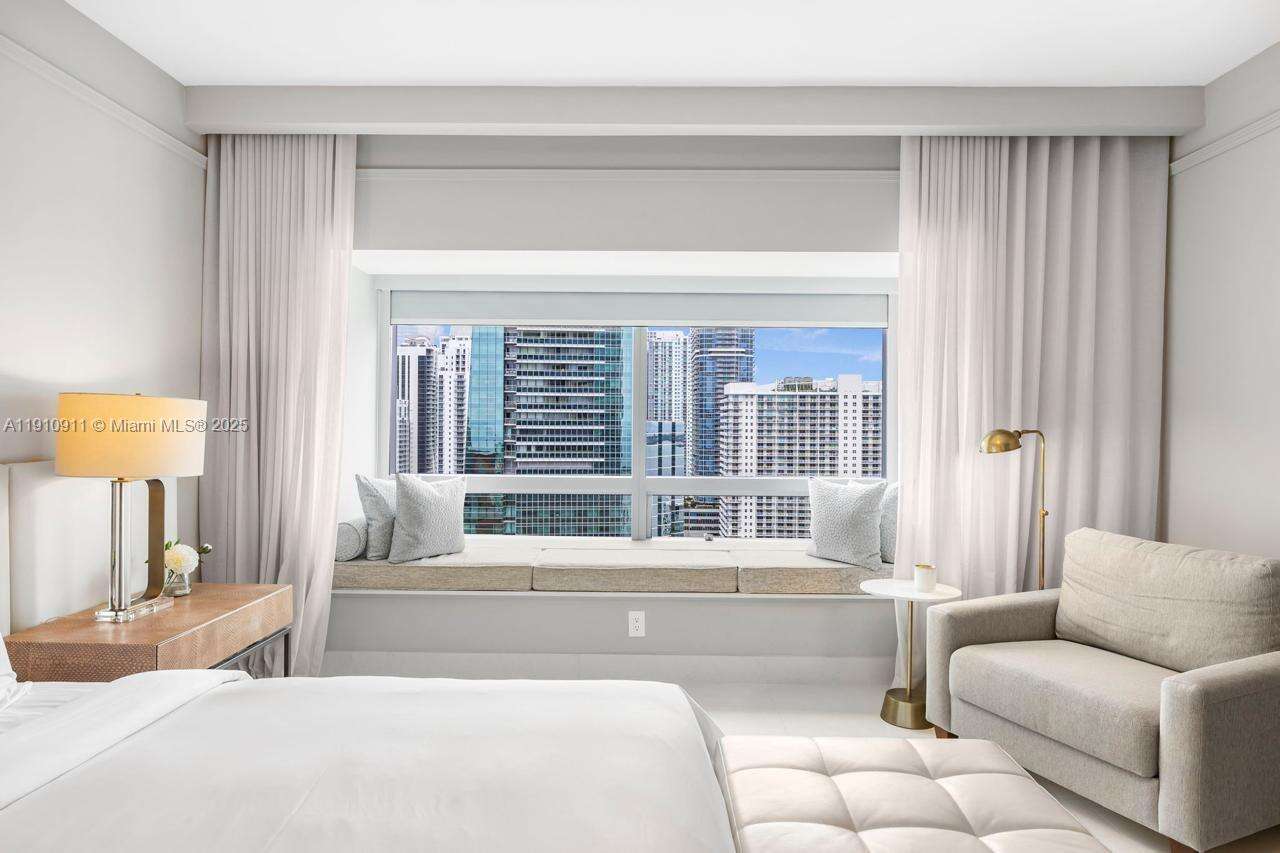 Four Seasons Residences at 1435 Brickell Ave, Miami, FL 33131 - For Rent photo 6