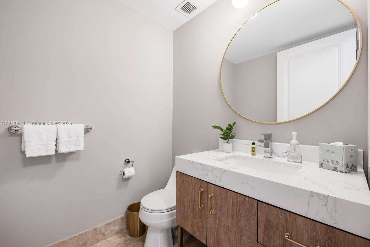 Four Seasons Residences at 1435 Brickell Ave, Miami, FL 33131 - For Rent photo 10
