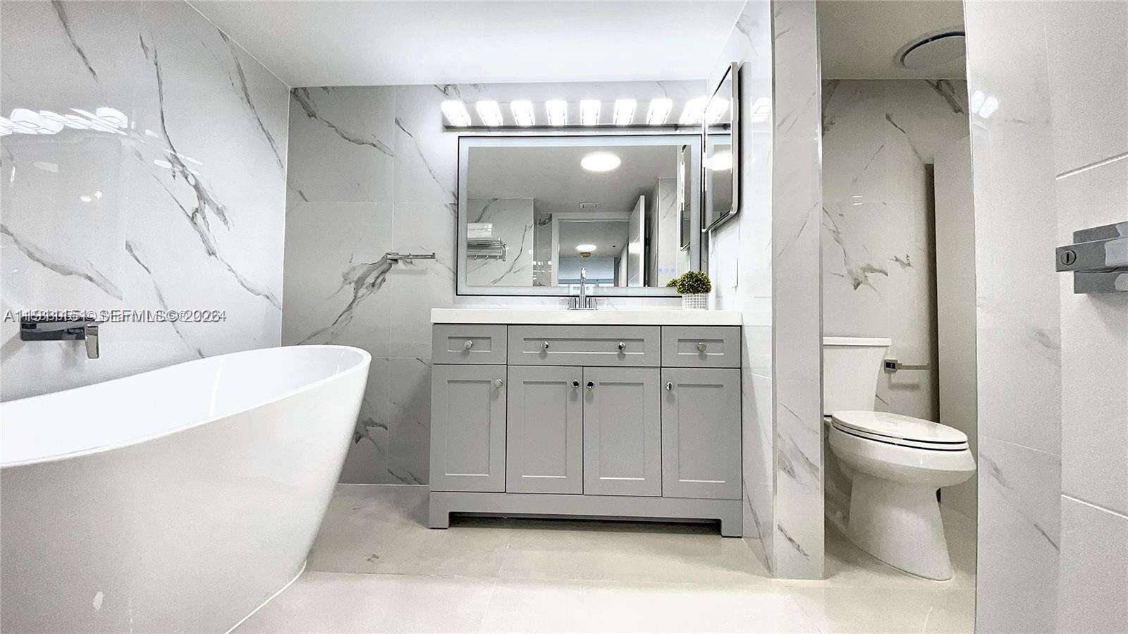 The Grand at 1717 Bayshore Dr, Miami, FL 33132 - For Rent photo 14