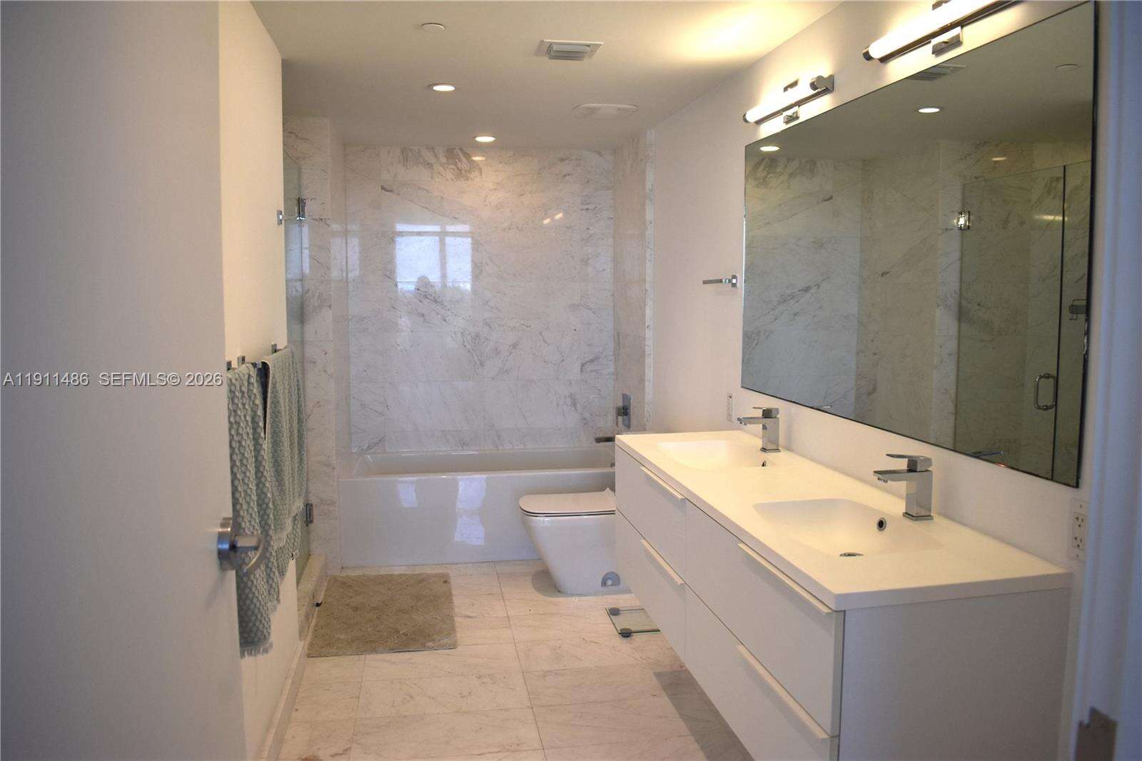 Kai at 9940 Bay Harbor Dr, Bay Harbor Islands, FL 33154 - For Rent photo 23