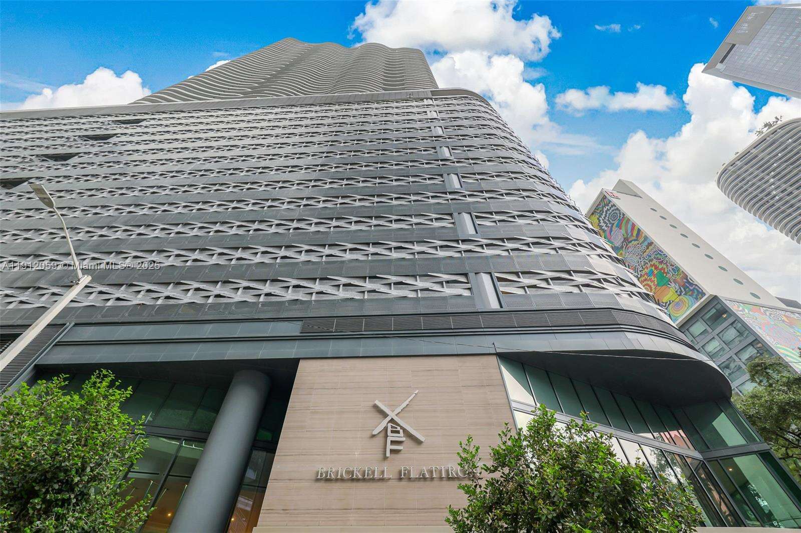 Brickell Flatiron at 1000 Brickell Plz, Miami, FL 33131 - For Rent photo 4