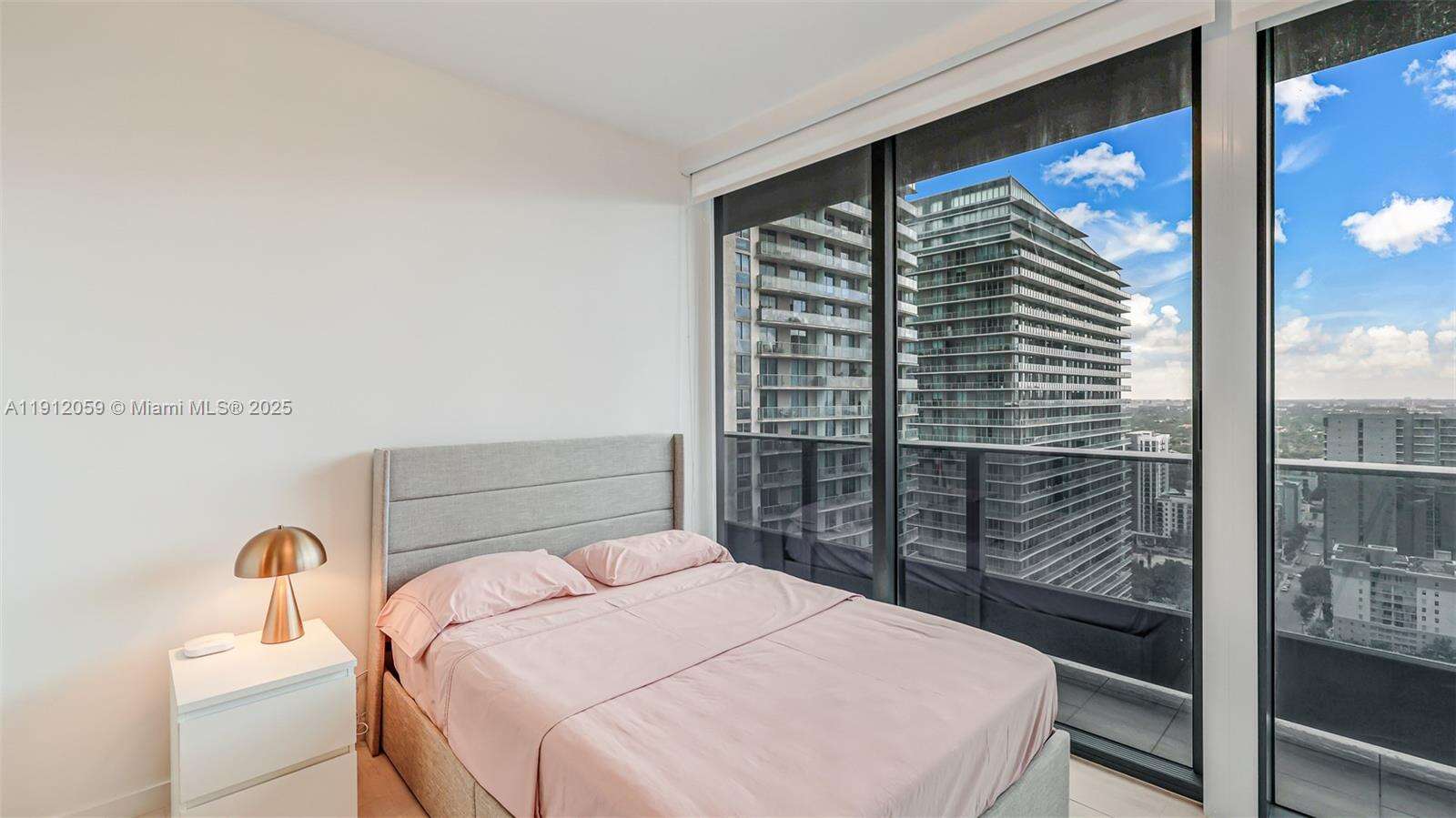 Brickell Flatiron at 1000 Brickell Plz, Miami, FL 33131 - For Rent photo 35