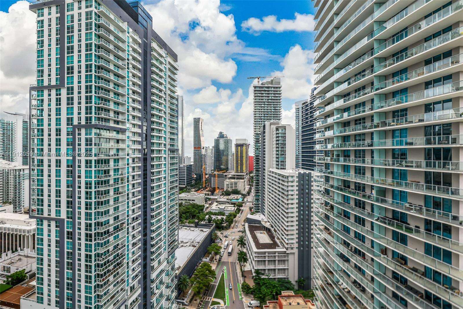Brickell Flatiron at 1000 Brickell Plz, Miami, FL 33131 - For Rent photo 49