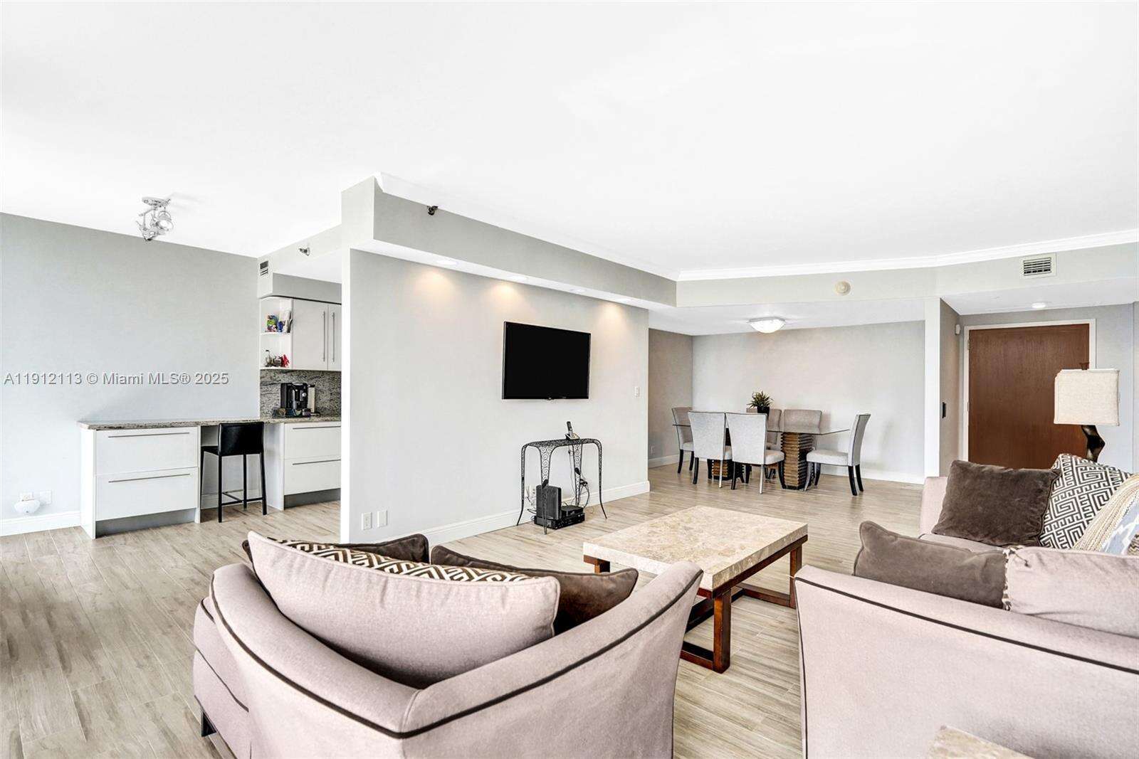 3000 Williams Island at 3000 Island Blvd, Aventura, FL 33160 - For Rent photo 3