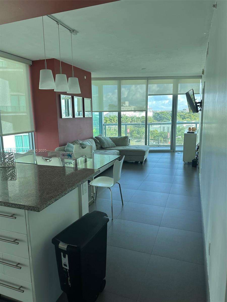 Marina Blue at 888 Biscayne Blvd, Miami, FL 33132 - For Rent photo 1