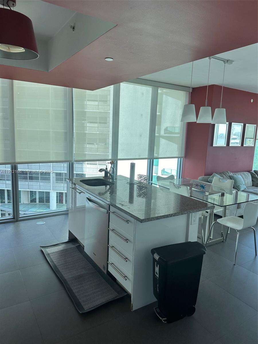 Marina Blue at 888 Biscayne Blvd, Miami, FL 33132 - For Rent photo 2