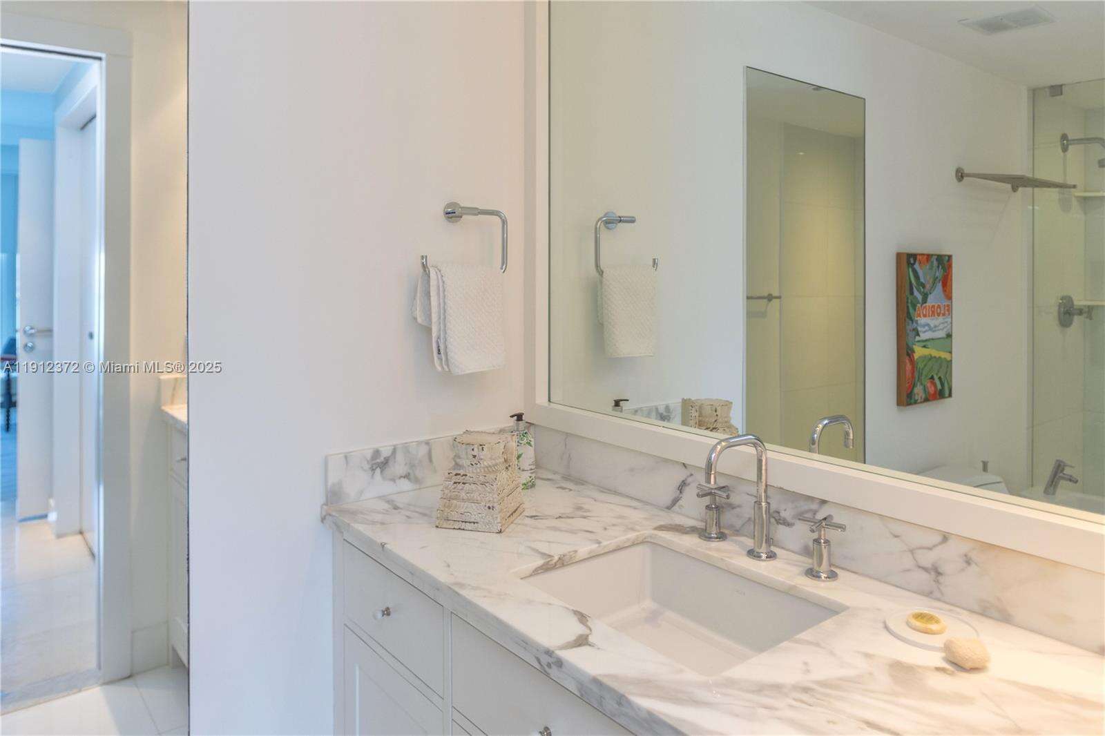 Bentley Bay at 520 W Ave, Miami Beach, FL 33139 - For Rent photo 40