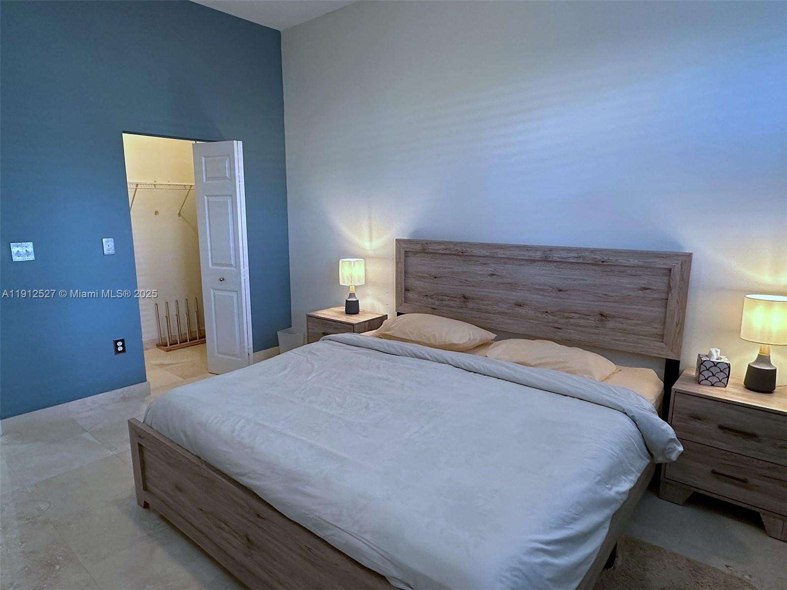2080 Ocean Dr, Hallandale Beach, FL 33009 - For Rent photo 25