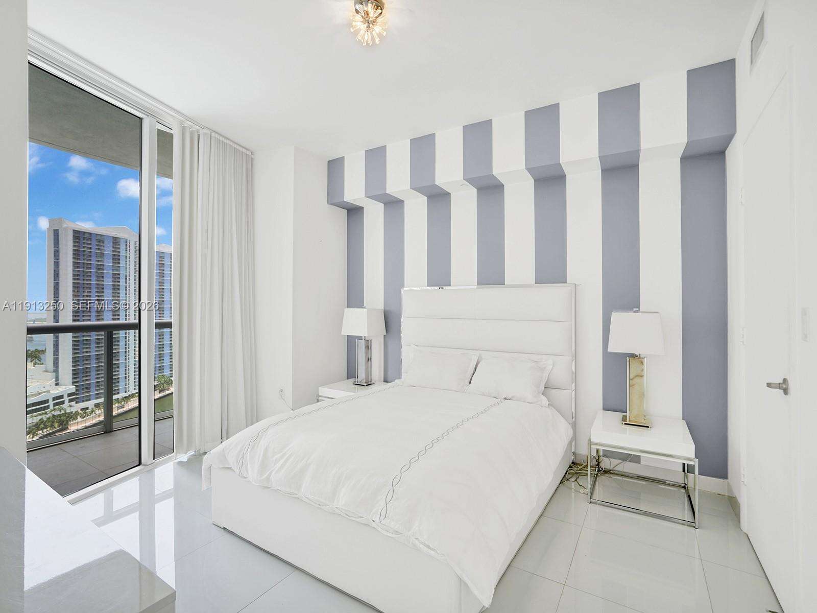 Icon Brickell 2 at 495 Brickell Ave, Miami, FL 33131 - For Rent photo 14