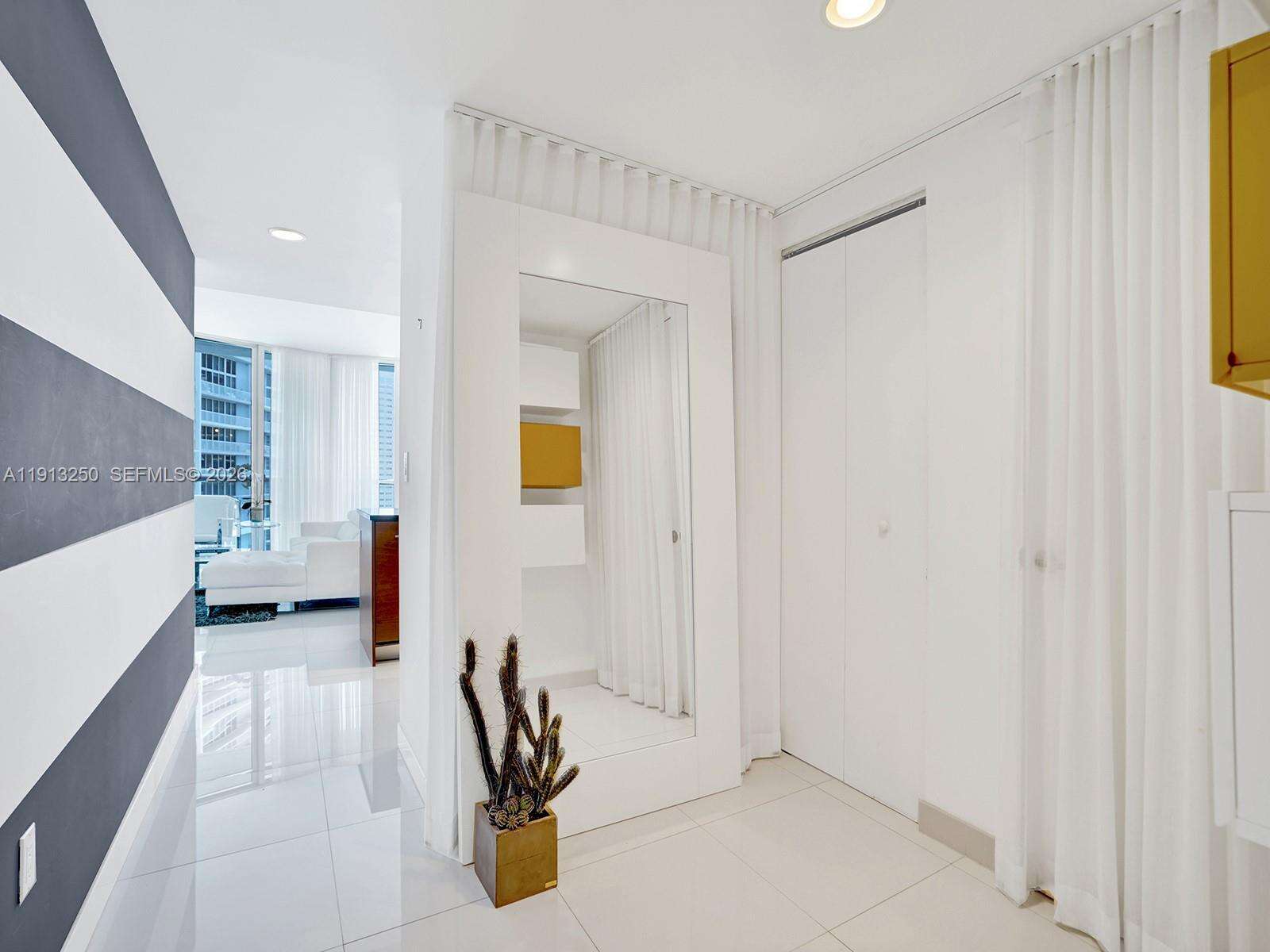 Icon Brickell 2 at 495 Brickell Ave, Miami, FL 33131 - For Rent photo 20