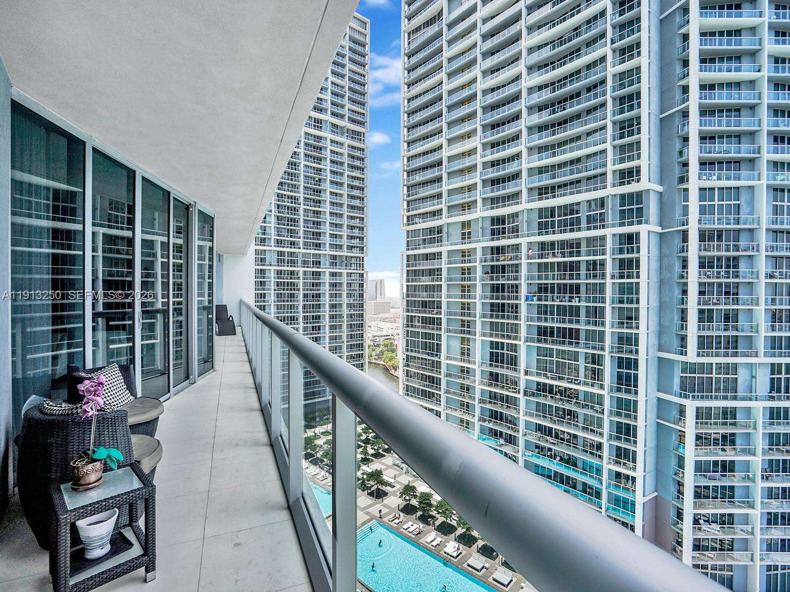 Icon Brickell 2 at 495 Brickell Ave, Miami, FL 33131 - For Rent photo 25