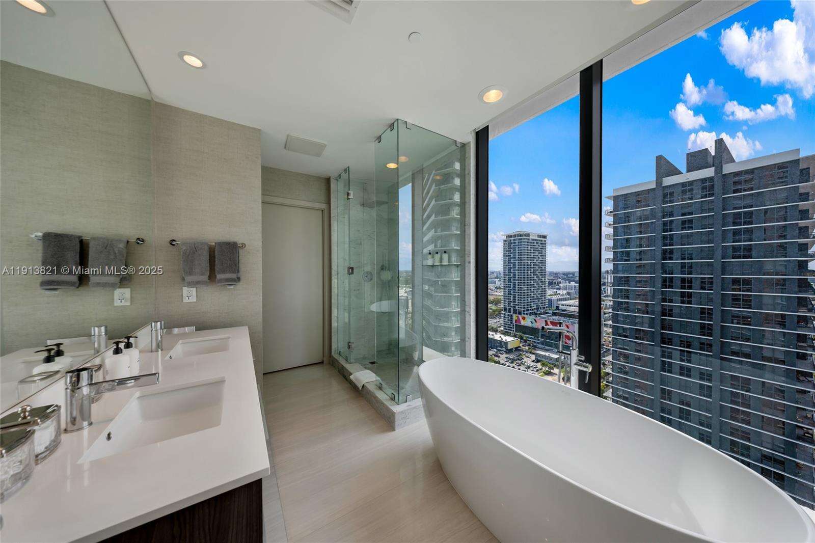 Gran Paraiso at 480 31 St, Miami, FL 33137 - For Rent photo 26