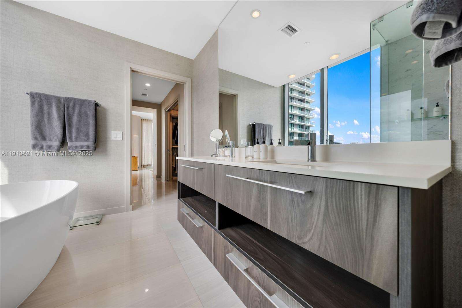 Gran Paraiso at 480 31 St, Miami, FL 33137 - For Rent photo 29