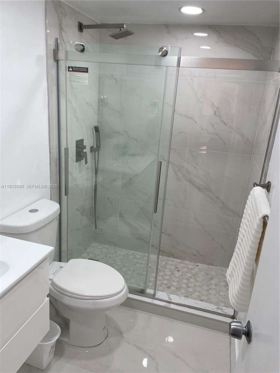 The Tides at 3801 Ocean Dr, Lauderdale By The Sea, FL 33019 - For Rent photo 5