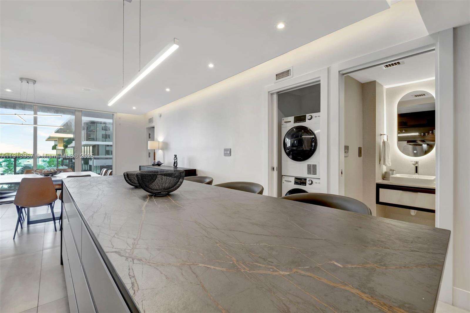 Roney Palace at 2301 Collins Ave, Miami Beach, FL 33139 - For Rent photo 16