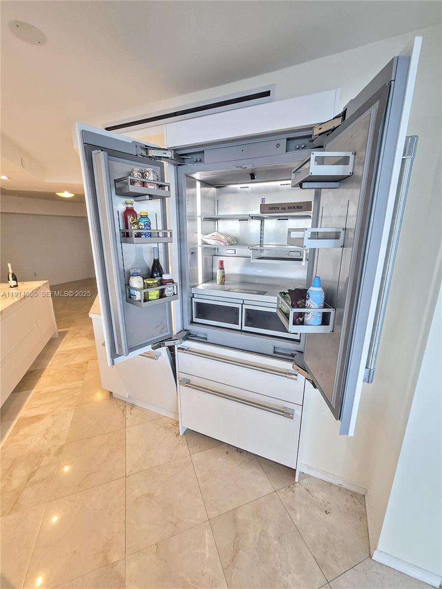 La Gorce Palace at 6301 Collins Ave, Miami Beach, FL 33141 - For Rent photo 12