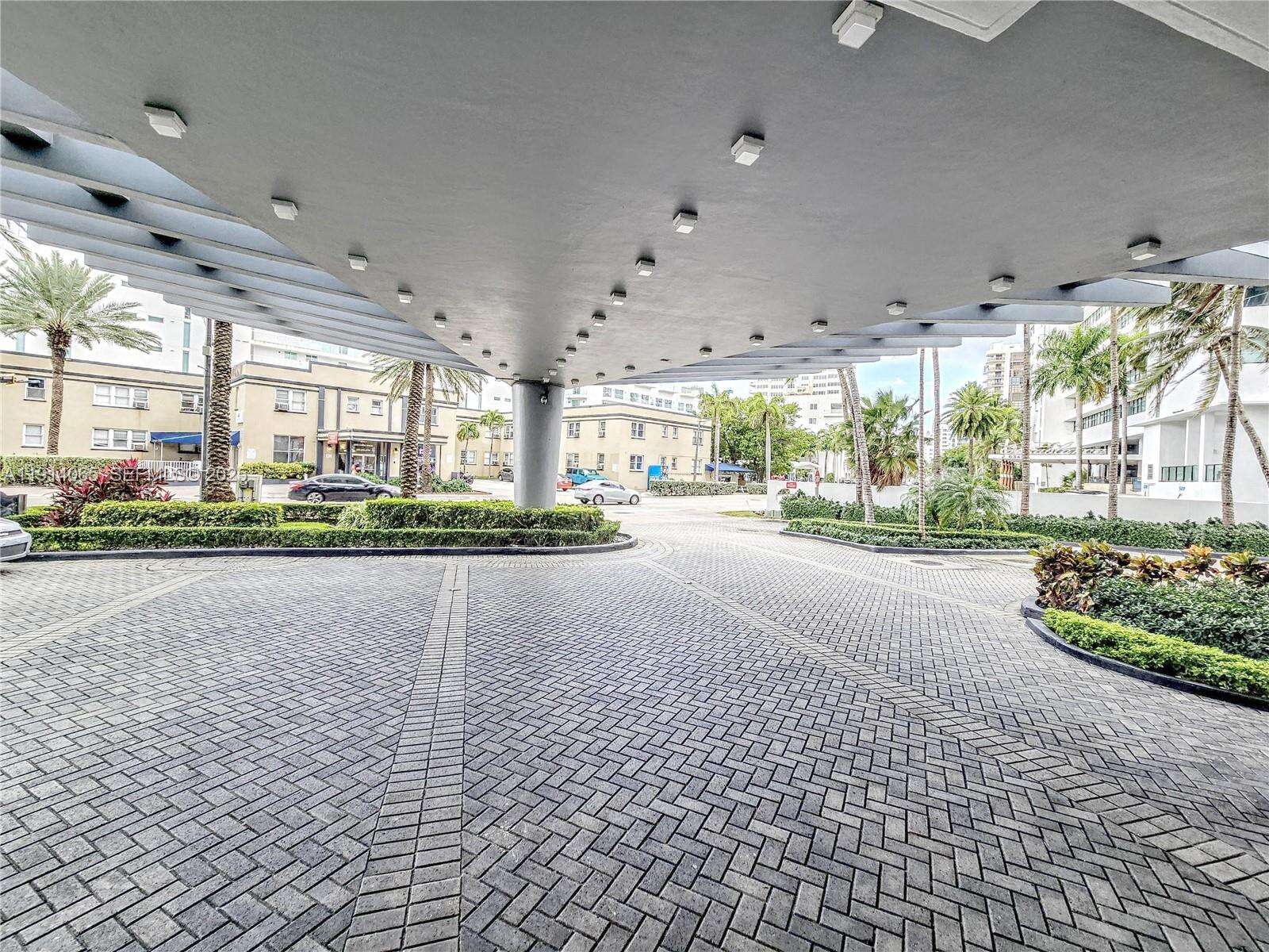 La Gorce Palace at 6301 Collins Ave, Miami Beach, FL 33141 - For Rent photo 35