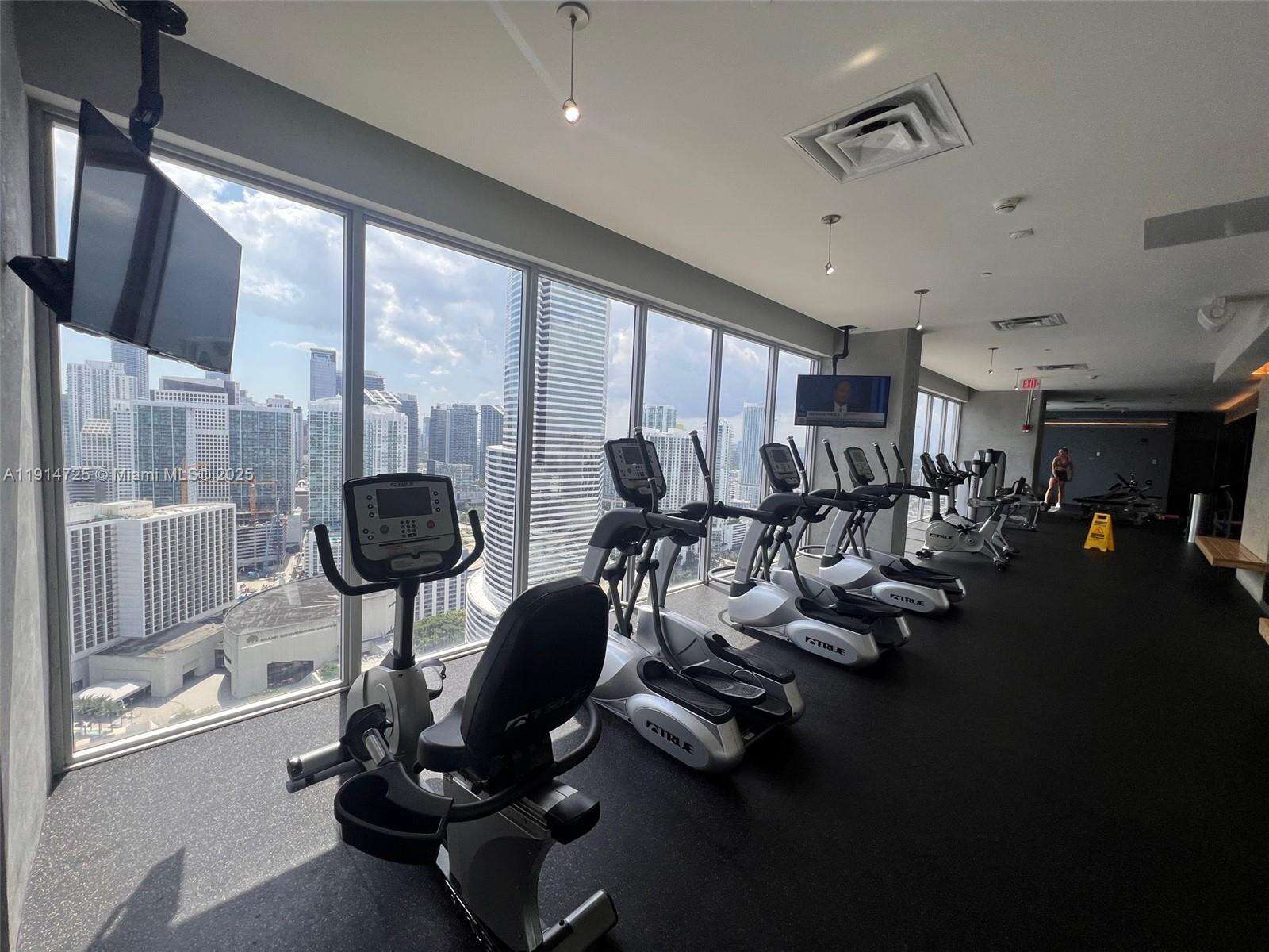 Centro at 151 1 St, Miami, FL 33131 - For Rent photo 19