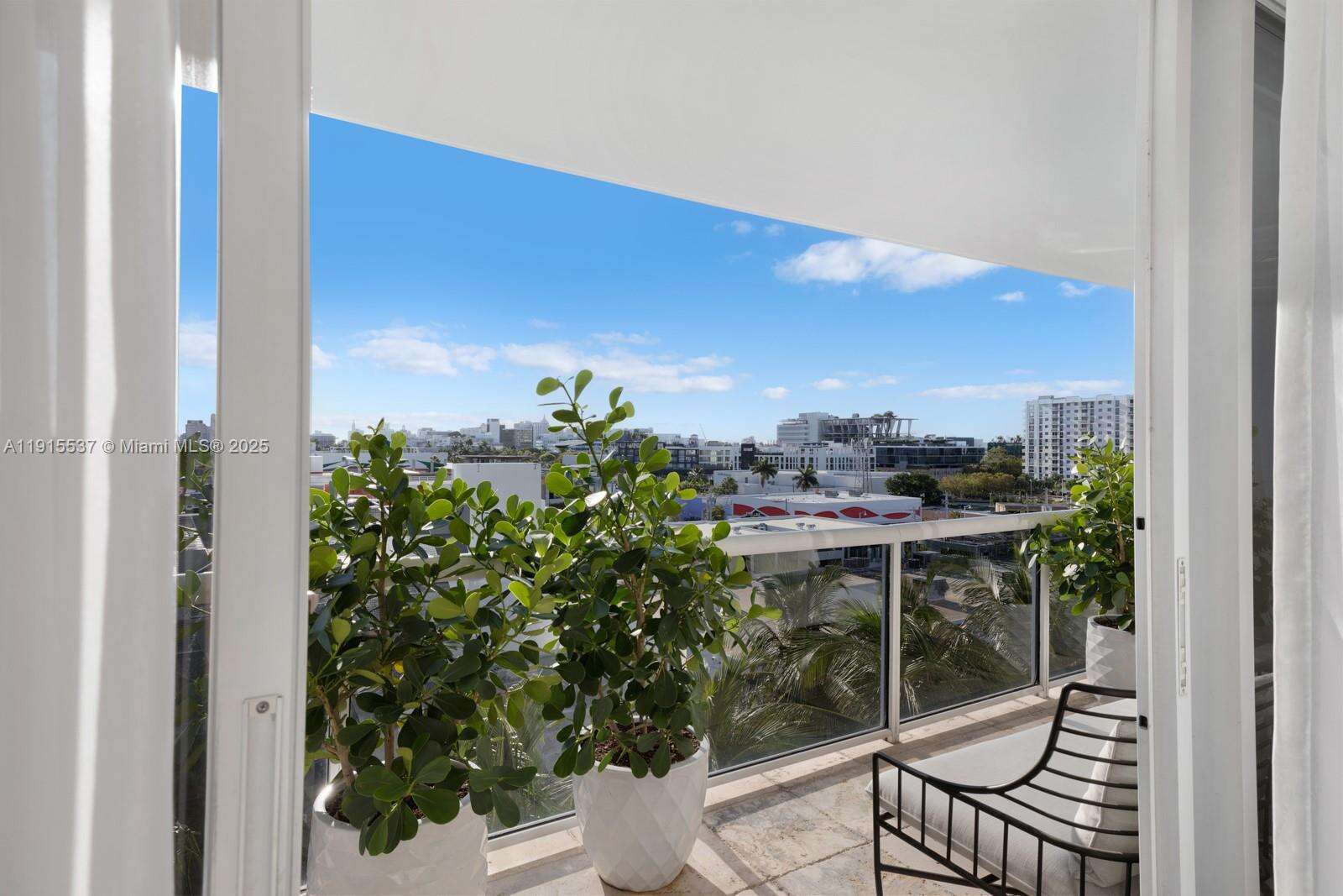 1800 Sunset Harbour Dr, Miami Beach, FL 33139 - For Rent photo 17
