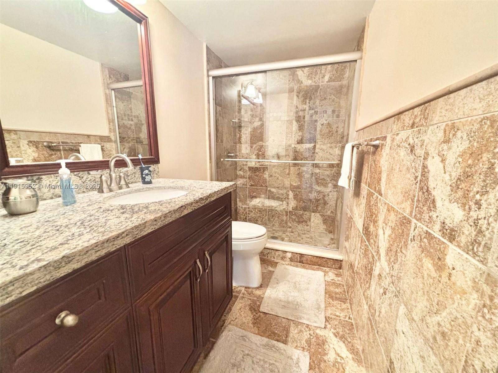 Parker Plaza at 2030 Ocean Dr, Hallandale Beach, FL 33009 - For Rent photo 15