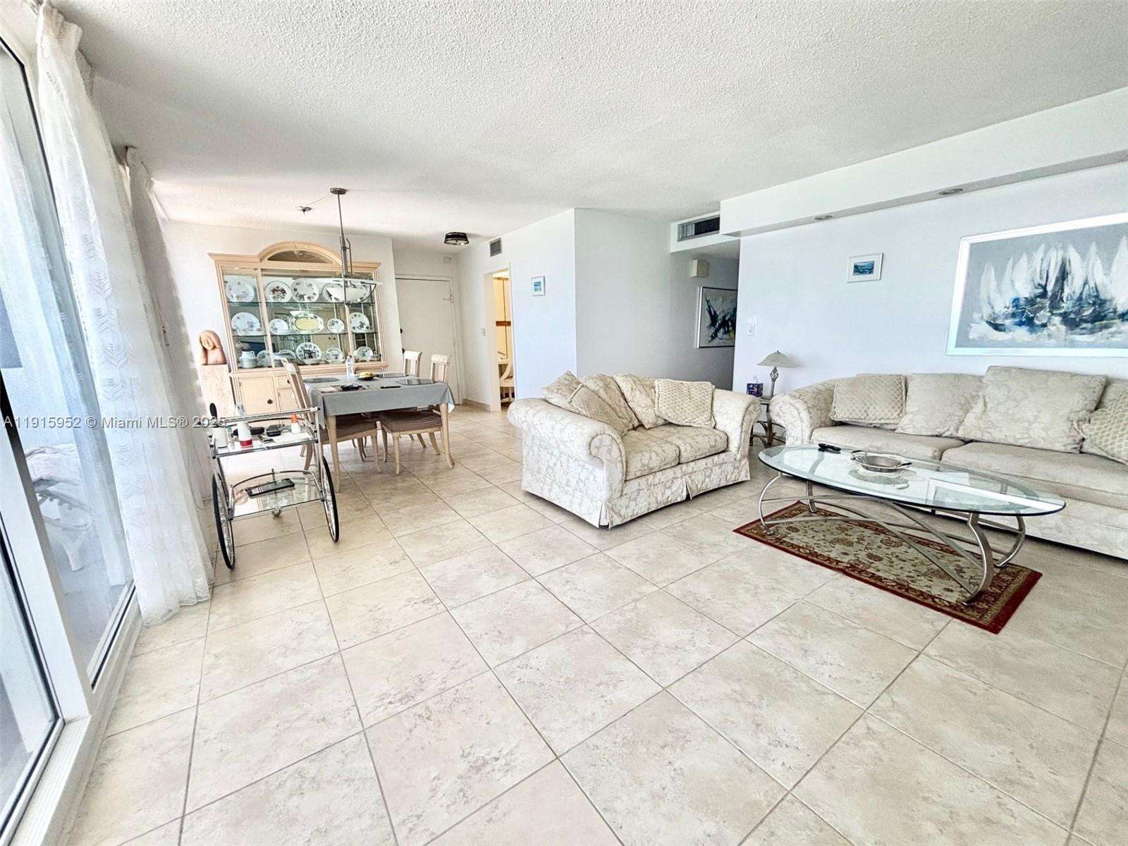 Parker Plaza at 2030 Ocean Dr, Hallandale Beach, FL 33009 - For Rent photo 8