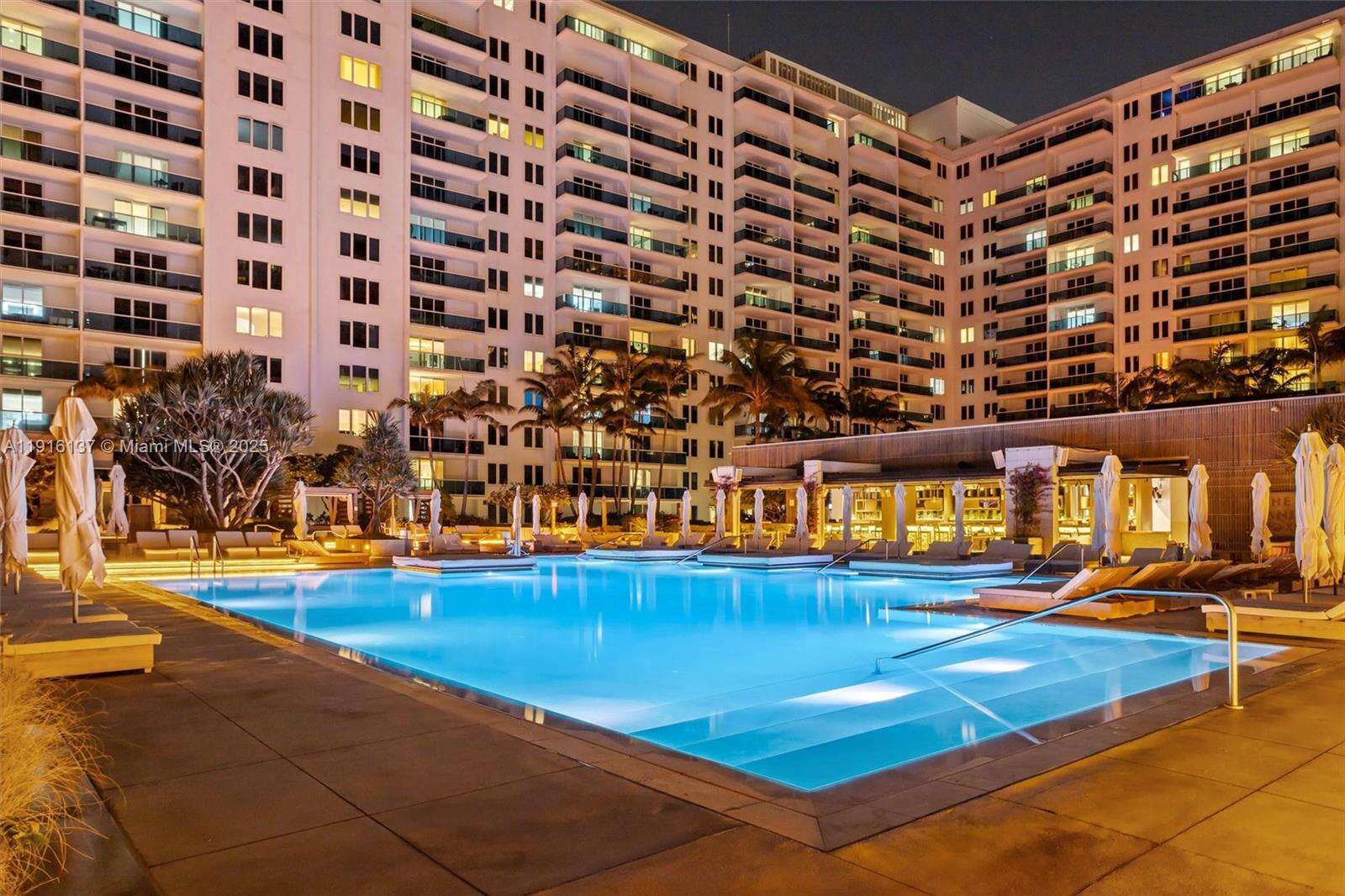 Roney Palace at 2301 Collins Ave, Miami Beach, FL 33139 - For Rent photo 14