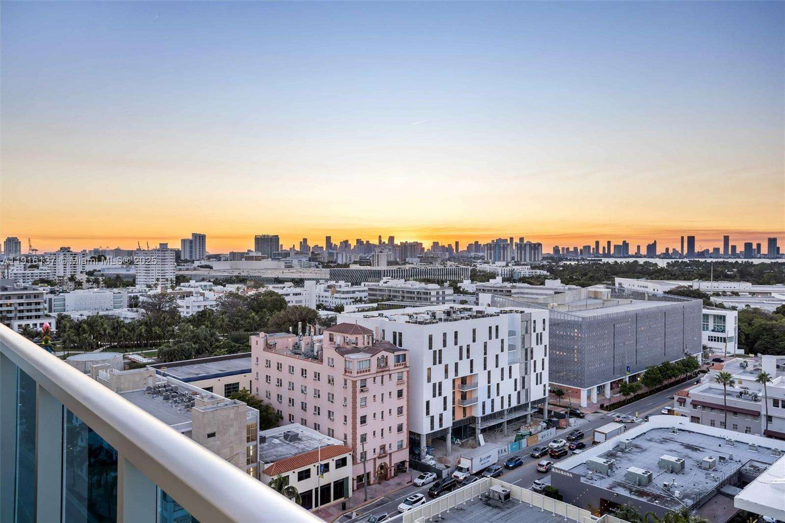 Roney Palace at 2301 Collins Ave, Miami Beach, FL 33139 - For Rent photo 24