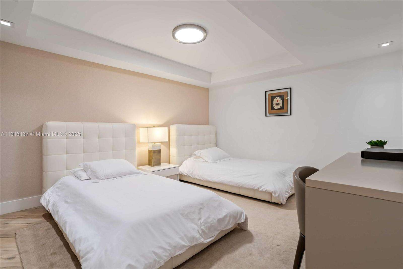 Roney Palace at 2301 Collins Ave, Miami Beach, FL 33139 - For Rent photo 29