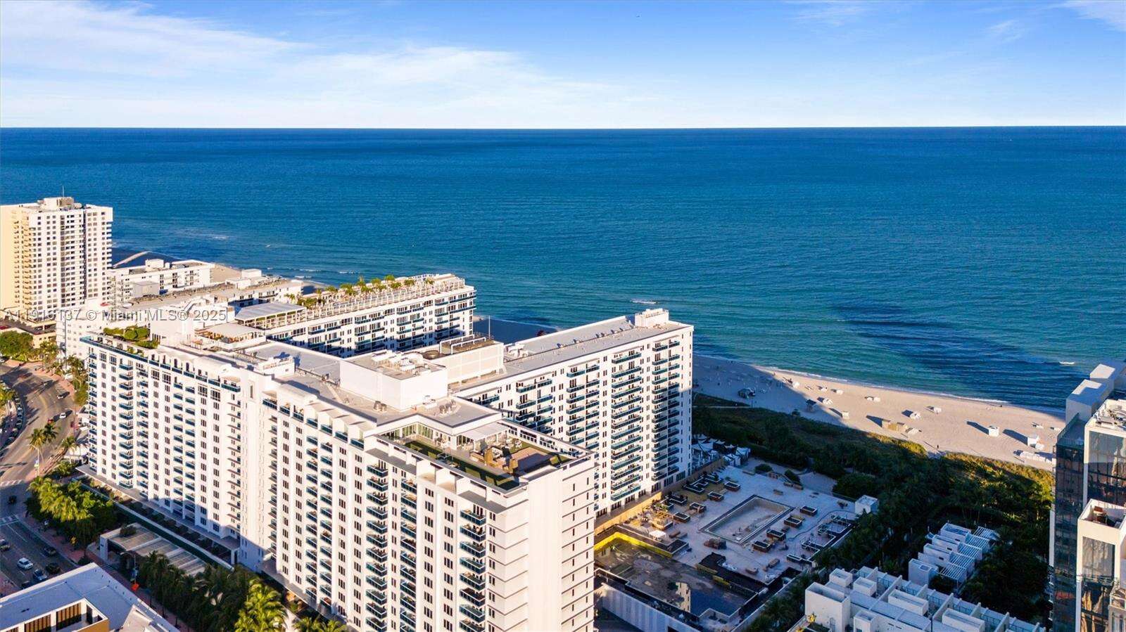 Roney Palace at 2301 Collins Ave, Miami Beach, FL 33139 - For Rent photo 4