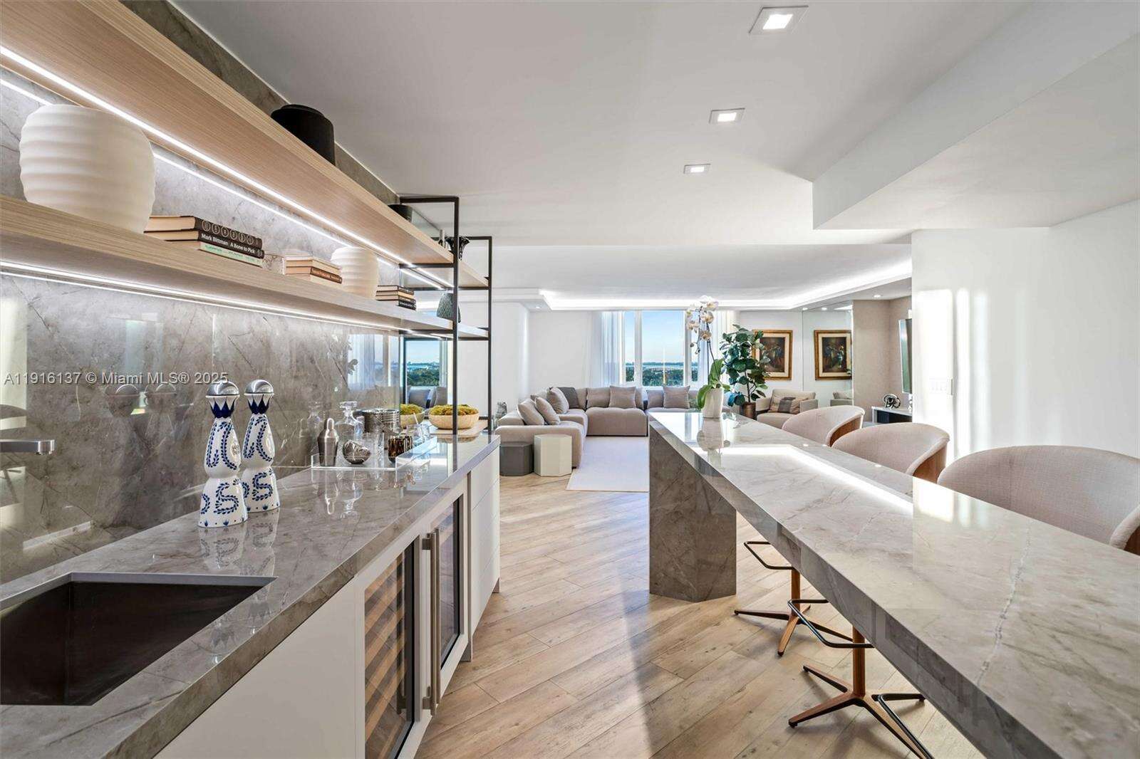 Roney Palace at 2301 Collins Ave, Miami Beach, FL 33139 - For Rent photo 44