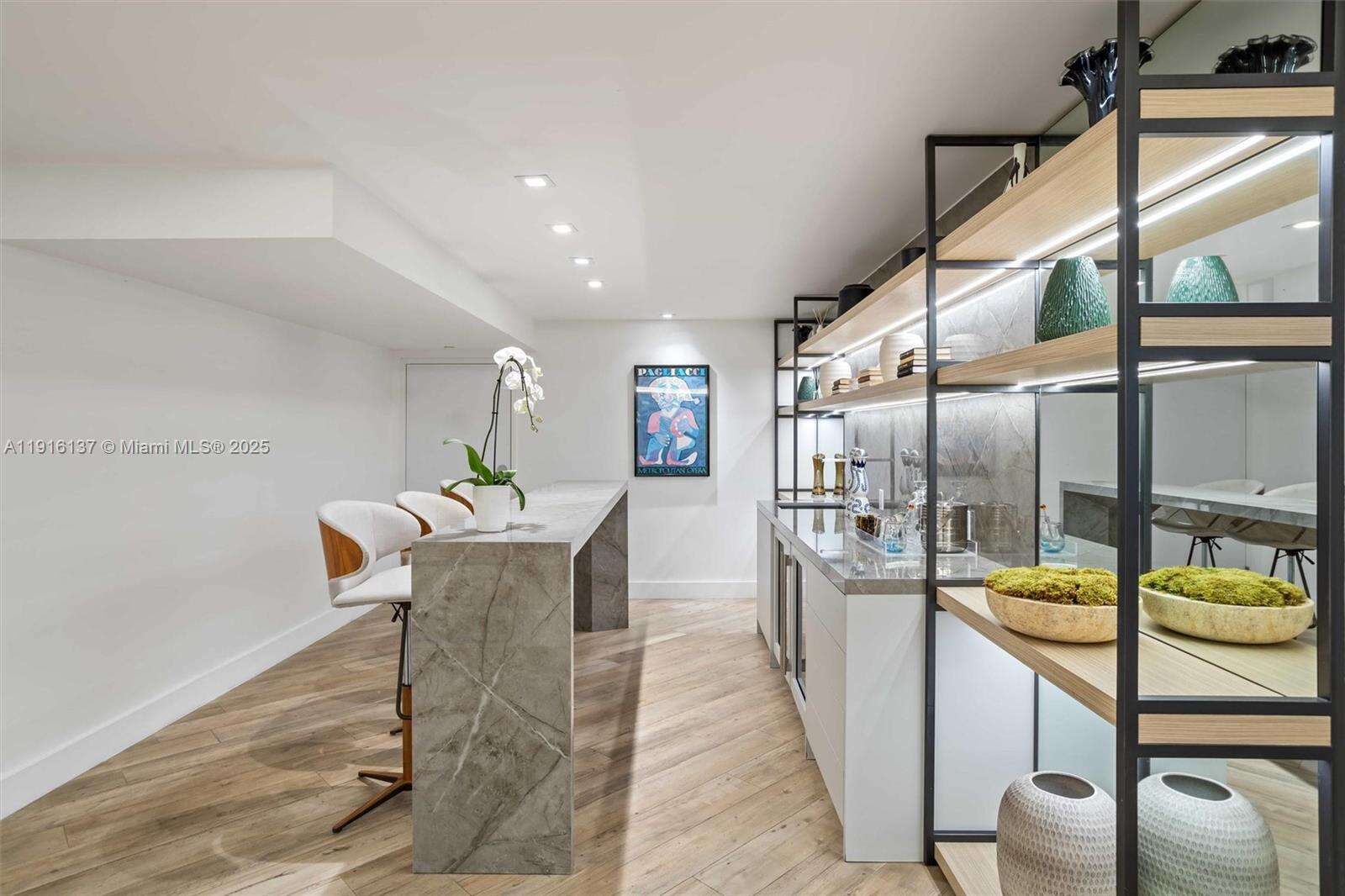 Roney Palace at 2301 Collins Ave, Miami Beach, FL 33139 - For Rent photo 46