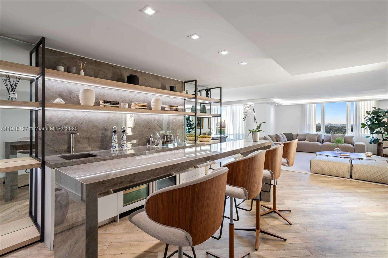 Roney Palace at 2301 Collins Ave, Miami Beach, FL 33139 - For Rent photo 48
