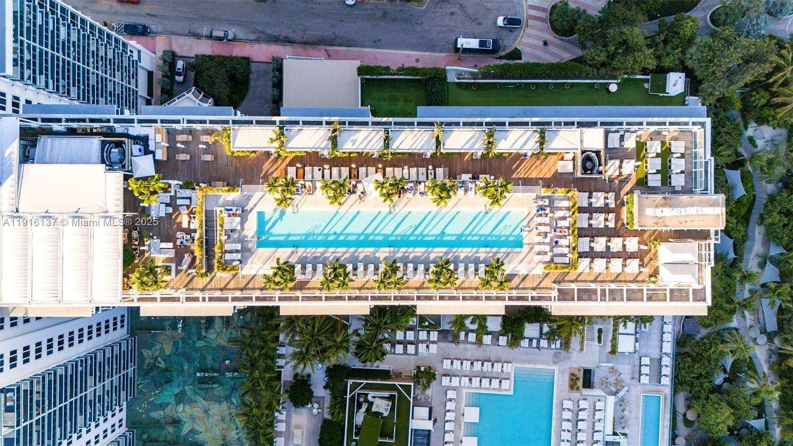 Roney Palace at 2301 Collins Ave, Miami Beach, FL 33139 - For Rent photo 6