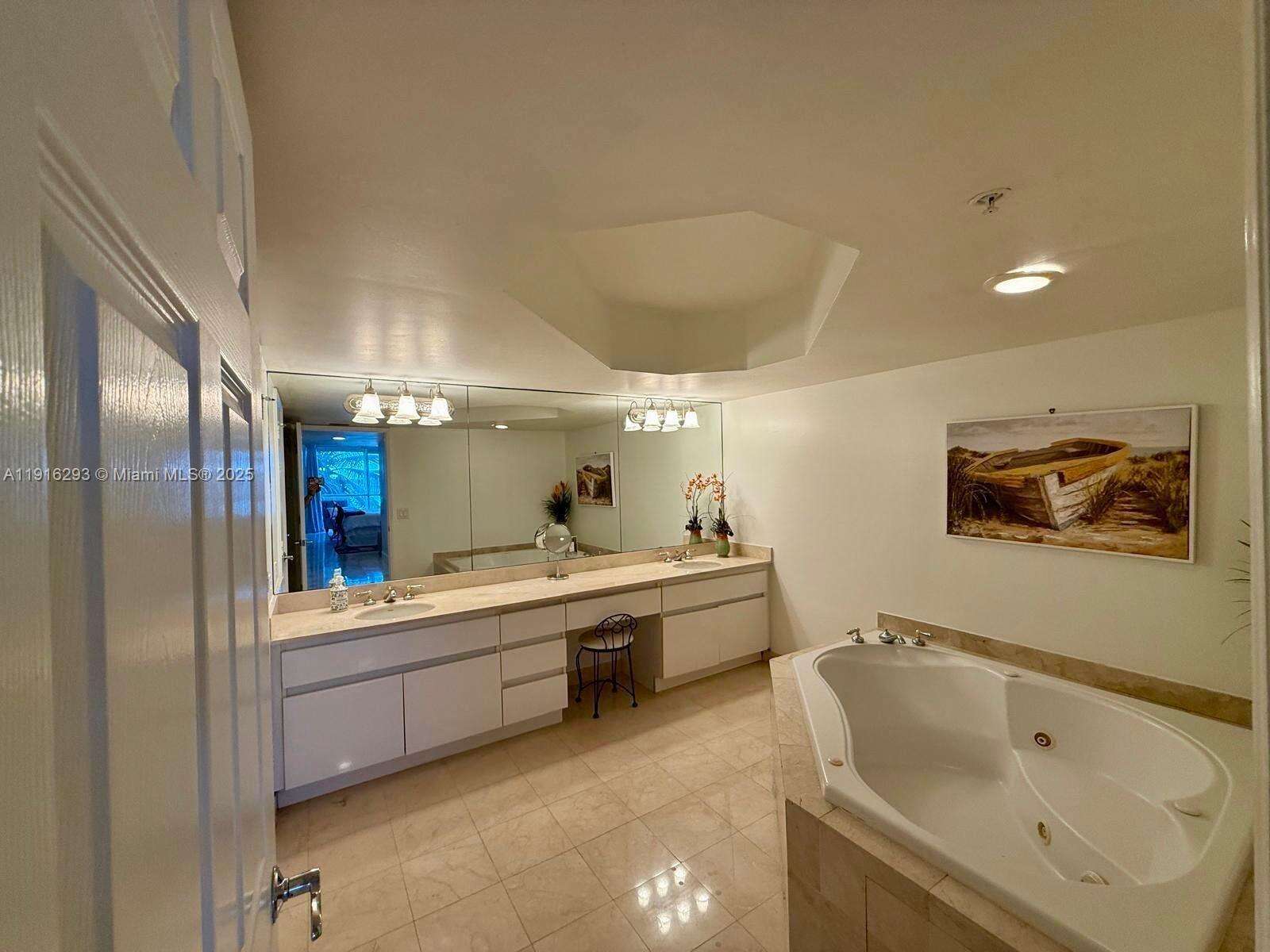 Sands Pointe at 16711 Collins Ave, Sunny Isles Beach, FL 33160 - For Rent photo 17