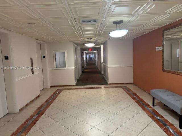 The Carriage House at 5401 Collins Ave, Miami Beach, FL 33140 - For Rent photo 15